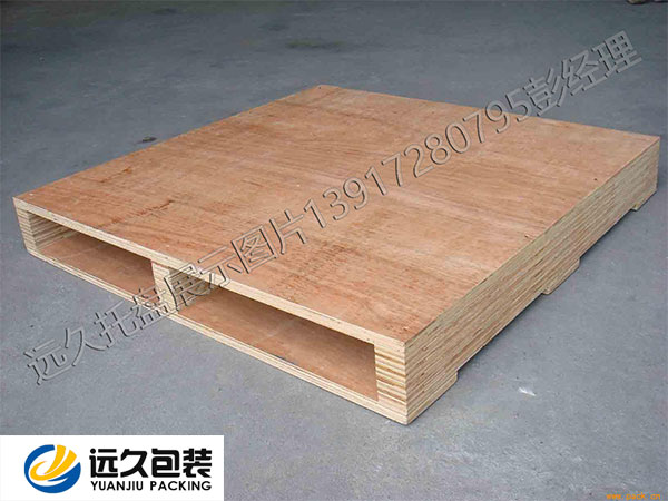 木托盤是物流產(chǎn)業(yè)中最基本的集裝單元和搬運(yùn)器具